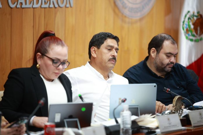 Comunicado Avanzan Leyes de Ingresos para municipios 08 diciembre 2025 4 (1)